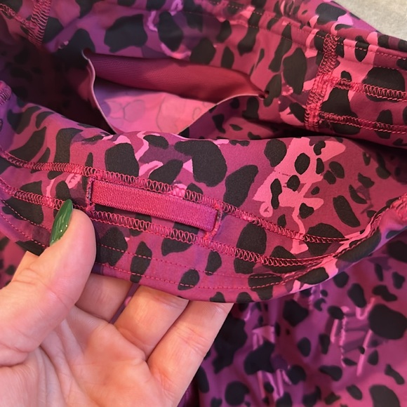 Lululemon Base Pase Pink Cheetah Leggings Crop - Picture 5 of 9